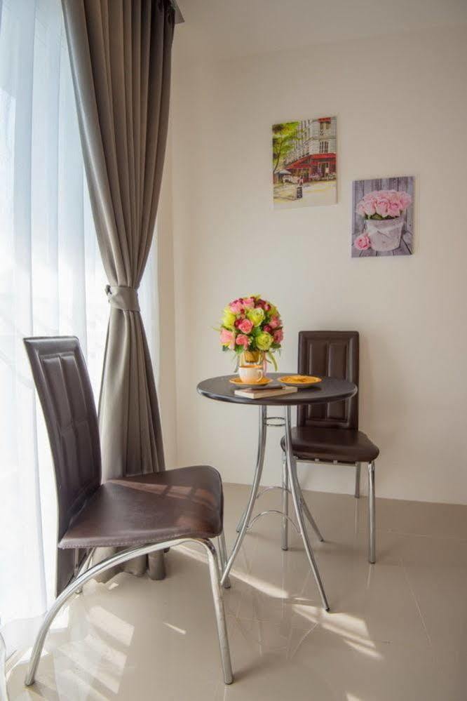 Herry Residence Chiang Mai Extérieur photo